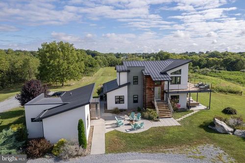 1744 Lord Fairfax Hwy, BERRYVILLE, VA, 22611-2859 | Card Image