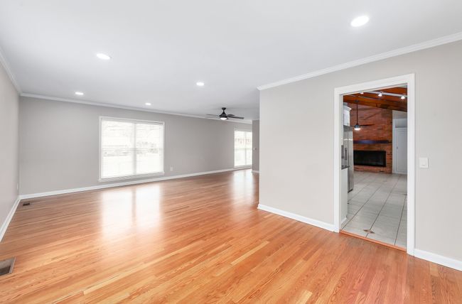 596 Russell Rd, House other with 3 bedrooms, 2 bathrooms and 3 parking in Jackson TN | Image 26