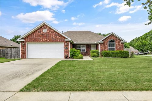 3628 W Clearwood Dr, Fayetteville, AR, 72704-6126 | Card Image