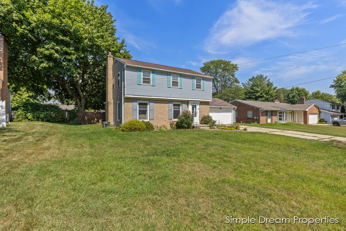 Clearbrook St, Grand Rapids, MI 49508