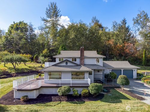 8824 Grandview Rd, Arlington, WA, 98223-8612 | Card Image