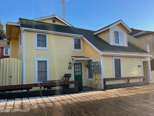 158-160 Thomas St, Ketchikan, AK, 99901-6638 | Card Image