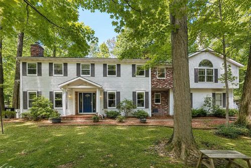 5320 Teakwood Ct, Erie, PA, 16506-3937 | Card Image