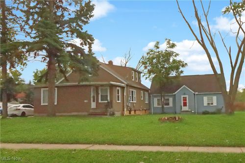 21880 Louis Road, Bedford Heights, OH, 44146 | Card Image