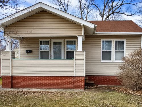 109 N 26th St, Mattoon, IL, 61938-2553 | Card Image