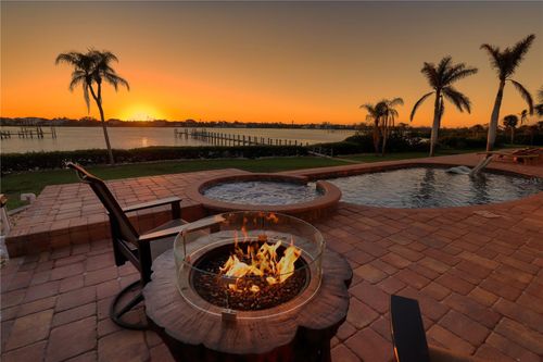 1819 Chadwick Rd, ENGLEWOOD, FL, 34223-1515 | Card Image