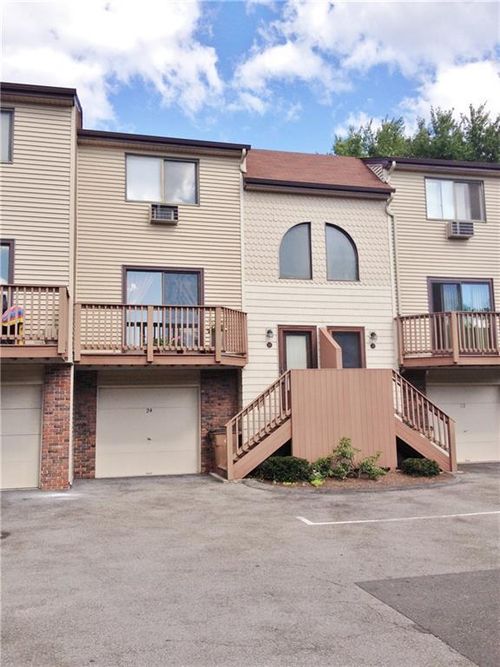 24-60 Lawn Ave, Stamford, CT, 06902-4125 | Card Image