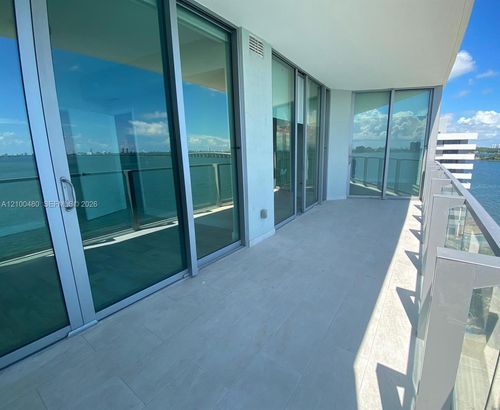 705-2900 Ne 7th Ave, Miami, FL, 33137-4394 | Card Image