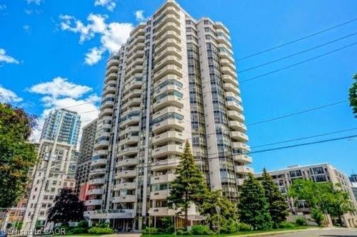 {{alt}} | Card Image