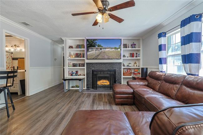 2808 Ne 24 Th Ct, House other with 3 bedrooms, 2 bathrooms and null parking in Ocala FL | Image 5