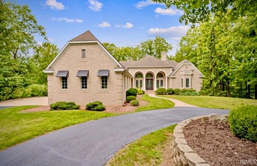 887 N Harbour Pointe Dr, Peru, IN, 46970-8694 | Card Image