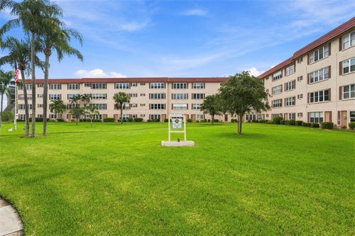408-9950 62nd Ter N, St Petersburg, FL, 33708-3565 | Card Image