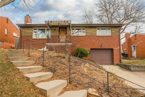 126 Woodhall Dr, Pittsburgh, PA, 15236-2919 | Card Image