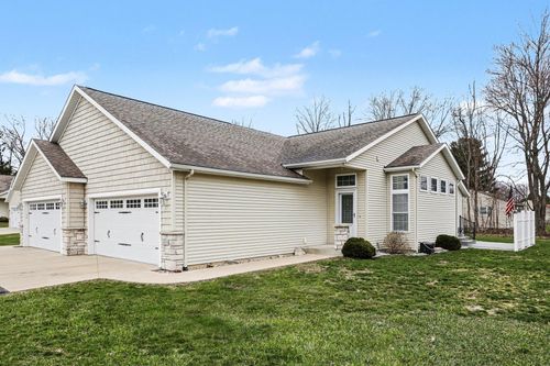 10475 Hammock Cir, Portage, MI, 49024-6712 | Card Image