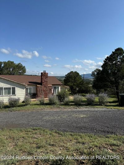 125 Mt Terrace Terrace, House other with 3 bedrooms, 2 bathrooms and null parking in Capitan NM | Image 2