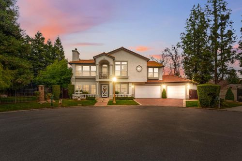 2689 E Sean Ave, Fresno, CA, 93720-0305 | Card Image