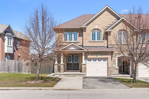 95 Cedarbrook Rd, Brampton, ON, L6R0W5 | Card Image
