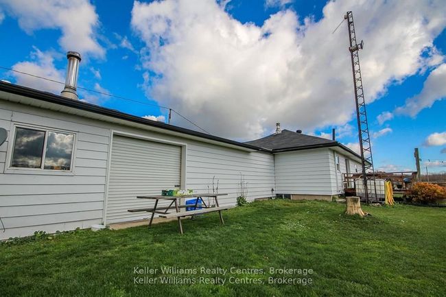 463176 Concession 24, Home with 2 bedrooms, 2 bathrooms and 20 parking in Georgian Bluffs ON | Image 27