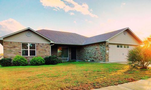 112 Peach Tree Dr, Clarksville, AR, 72830-8580 | Card Image