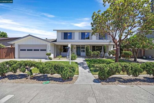 2321 Sandpiper Way, Pleasanton, CA, 94566-5322 | Card Image