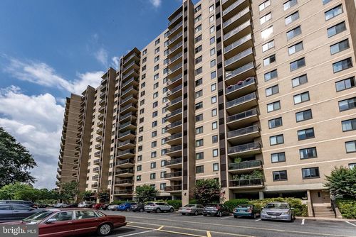 apt-403-203 Yoakum Pkwy, ALEXANDRIA, VA, 22304-3708 | Card Image