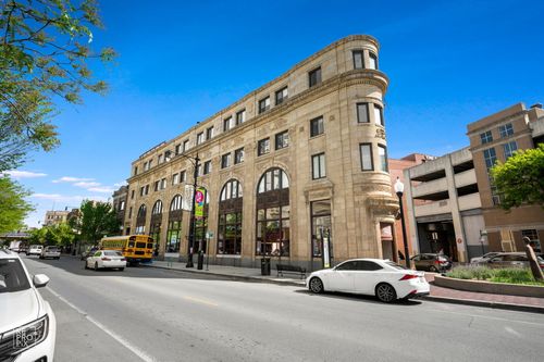 302-3325 N Lincoln Ave, Chicago, IL, 60657-1182 | Card Image