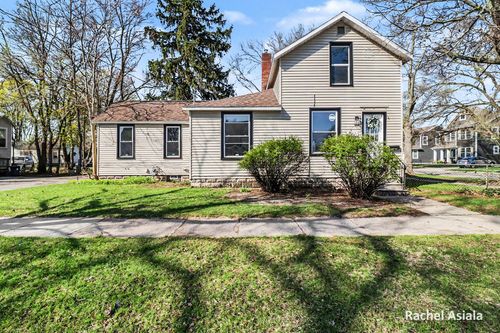 1203 4th St, Muskegon, MI, 49441-2005 | Card Image