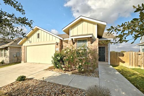 104 Crooked Trl, Bastrop, TX, 78602-2172 | Card Image