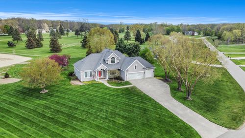 4967 Old Silo Dr, Pleasant Lake, MI, 49272-9637 | Card Image