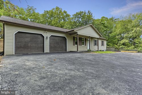 1626 Mount Rose Ave, YORK, PA, 17403-2958 | Card Image