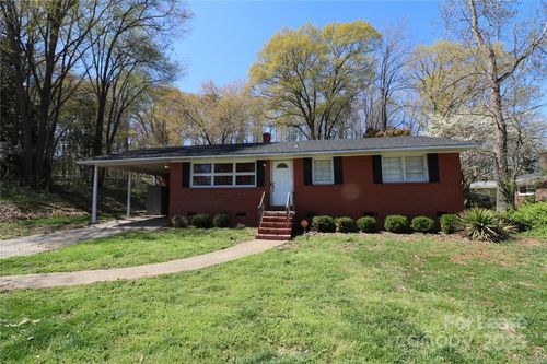 1043 Green Circle Dr, Gastonia, NC, 28054-2424 | Card Image