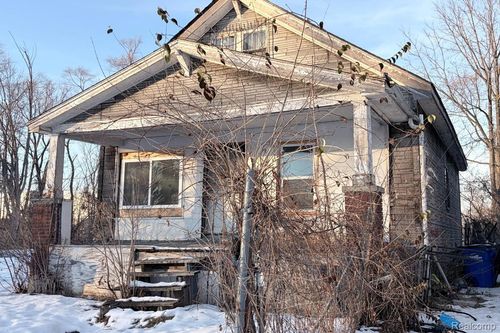 474 Adeline St, Highland Park, MI, 48203-1672 | Card Image