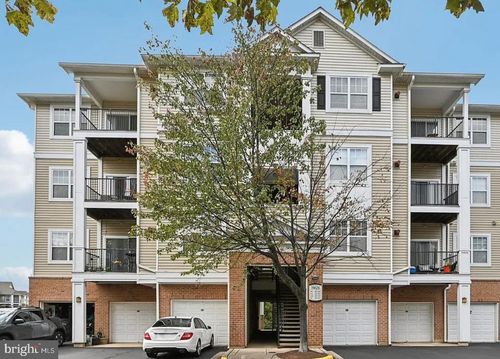 401-19606 Galway Bay Cir, GERMANTOWN, MD, 20874-4632 | Card Image