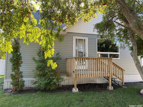 3351 3 Ave, Carrot River, SK, S0E0L0 | Card Image