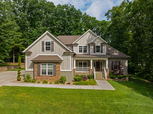 2415 Anchor Trl, Signal Mountain, TN, 37377-2365 | Card Image