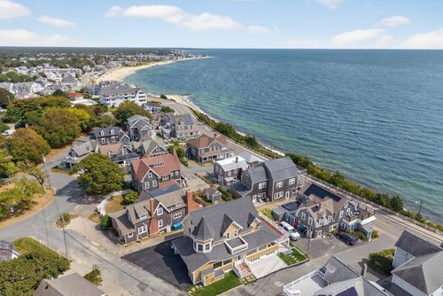 9 Fairmount Ave, Falmouth, MA, 02540-3418 | Card Image