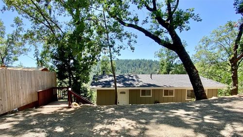 12137 Black Oak Dr, Middletown, CA, 95461 | Card Image