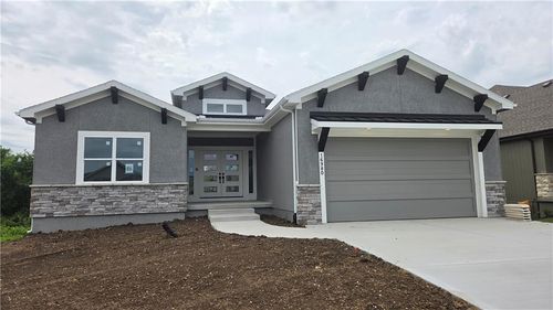 16980 S Bradley Dr, Olathe, KS, 66062-3910 | Card Image