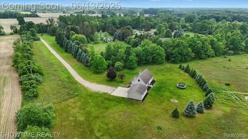 3878 Briggs Rd, Otter Lake, MI, 48464-9615 | Card Image