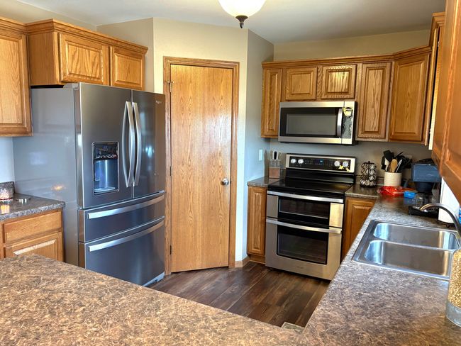 Kitchen 3 | Image 5