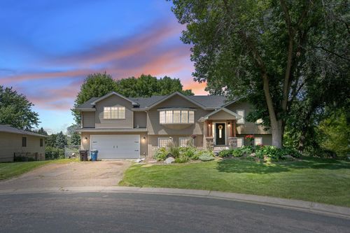 7319 Quantico Ln N, Maple Grove, MN, 55311-2648 | Card Image
