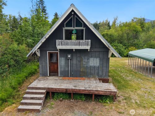 220 Shady Glen Dr, Easton, WA, 98925 | Card Image