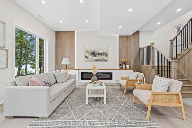 121B Varty Lake Rd, House other with 3 bedrooms, 2 bathrooms and 8 parking in Yarker ON | Image 10