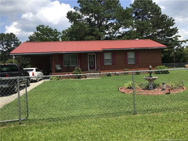 Front Yard | Image 7