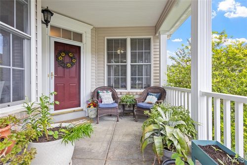 c-2071 Hawks Landing Dr, Lake St Louis, MO, 63367-1842 | Card Image