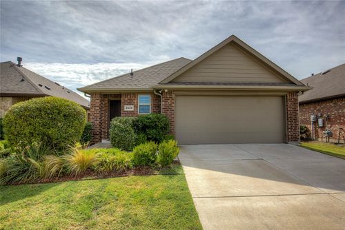 2529 Pettus Dr, Forney, TX, 75126-4172 | Card Image