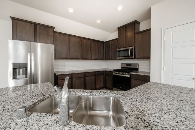 Granite countertops | Image 13