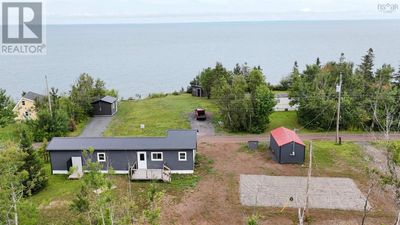 124 Red Cliff Dr, Home with 3 bedrooms, 1 bathrooms and null parking in Seafoam NS | Image 2