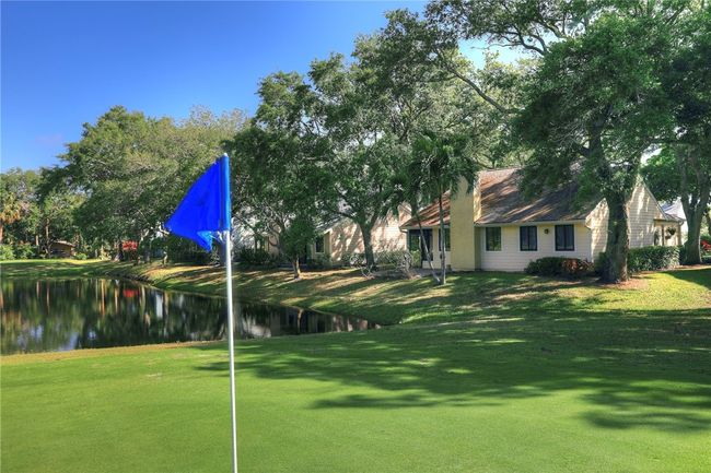 9755 N Marina Dr, House other with 2 bedrooms, 2 bathrooms and null parking in Sebastian FL | Image 4