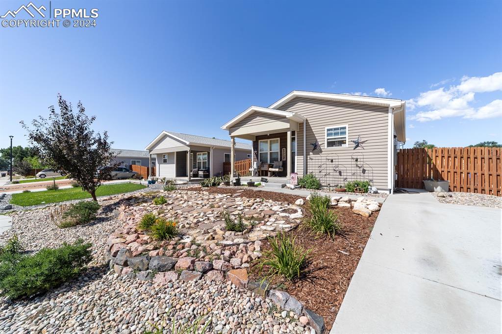 Bunting Ave, Fountain, CO 80817